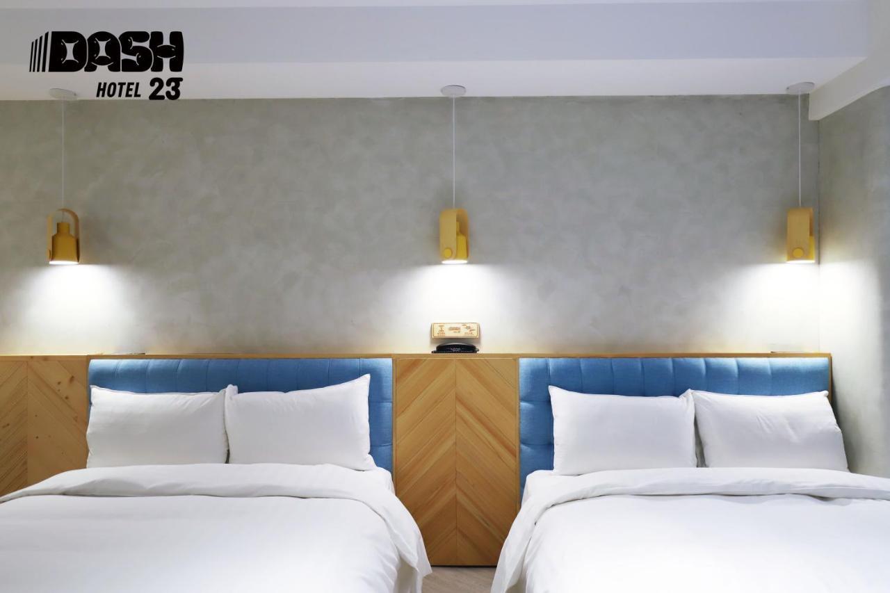 Dash 23 Hotel Tajnan Kültér fotó