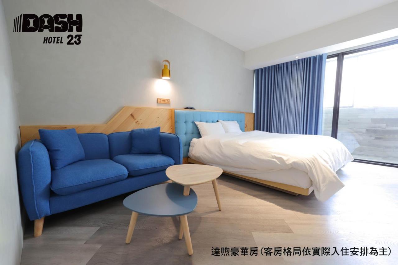 Dash 23 Hotel Tajnan Kültér fotó