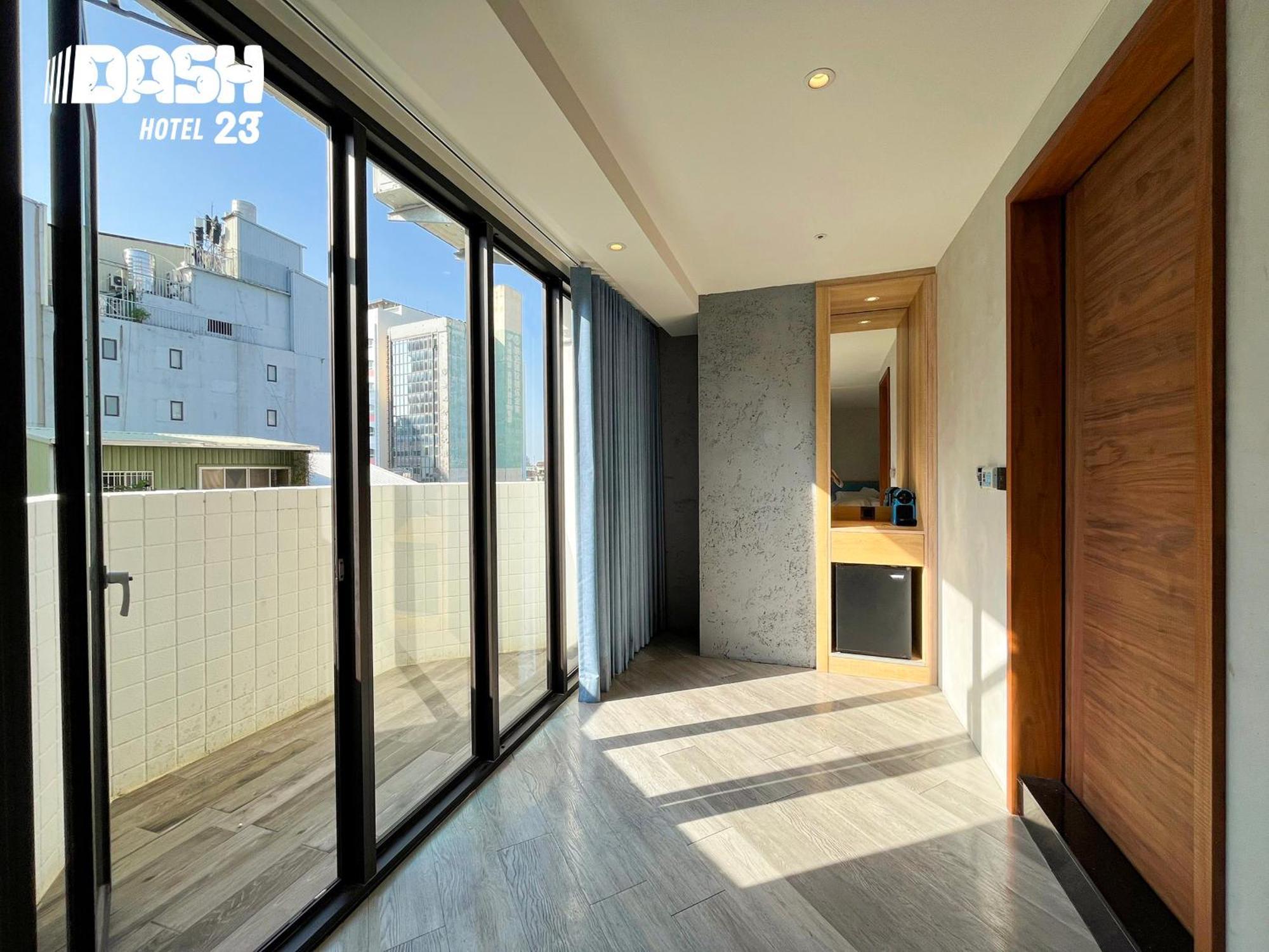 Dash 23 Hotel Tajnan Szoba fotó